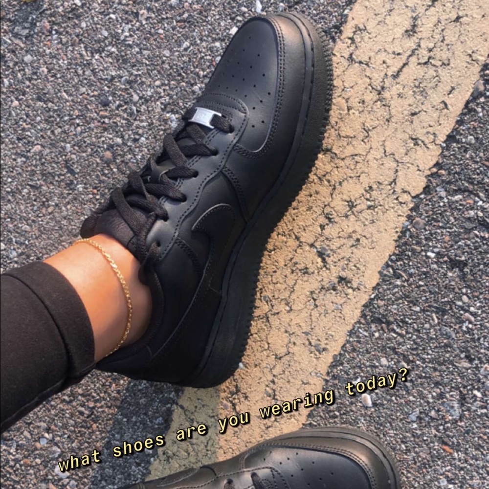 Nike Black Women's Sneakers